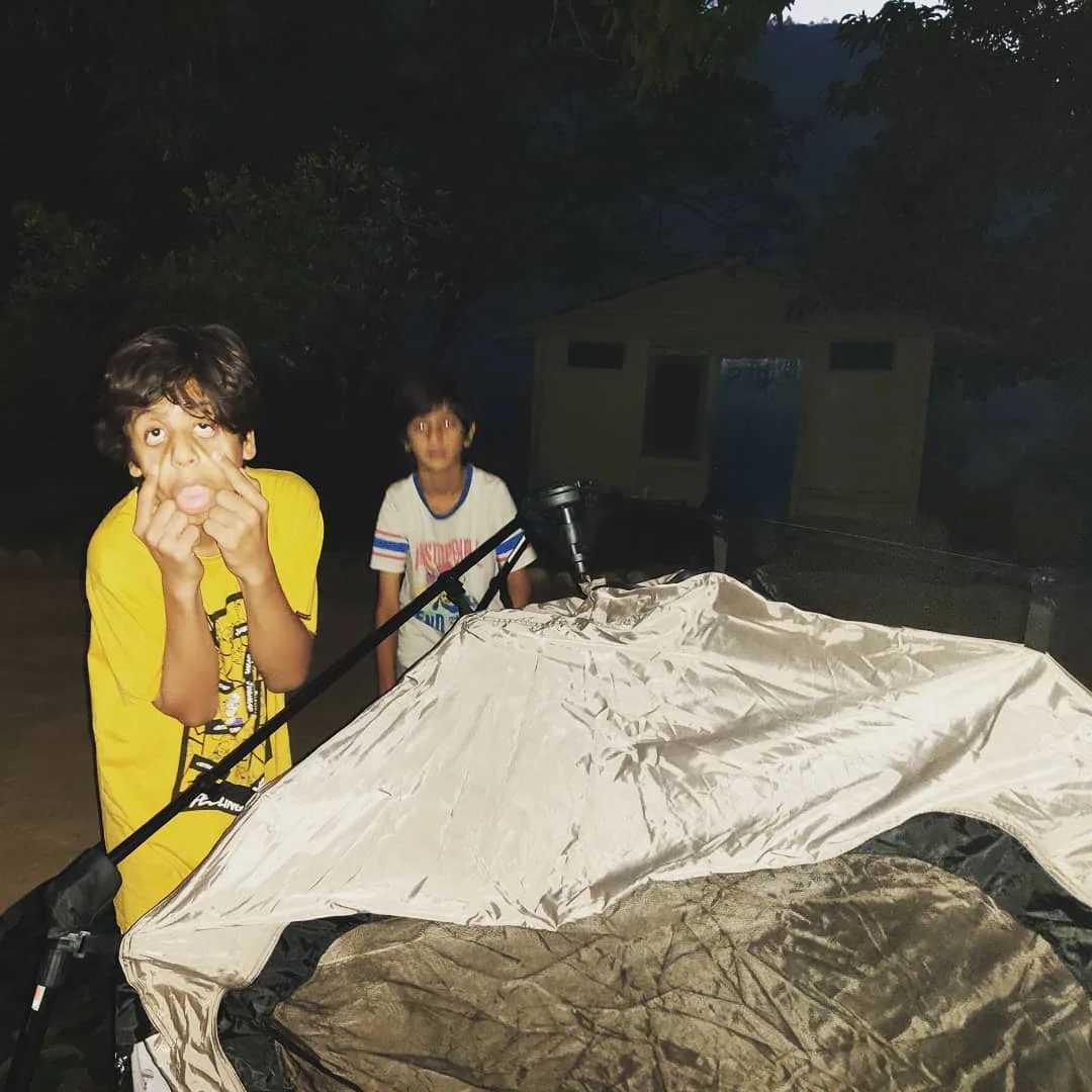 M1: This is what you get for taking pics when you should be helping us pitch the tent