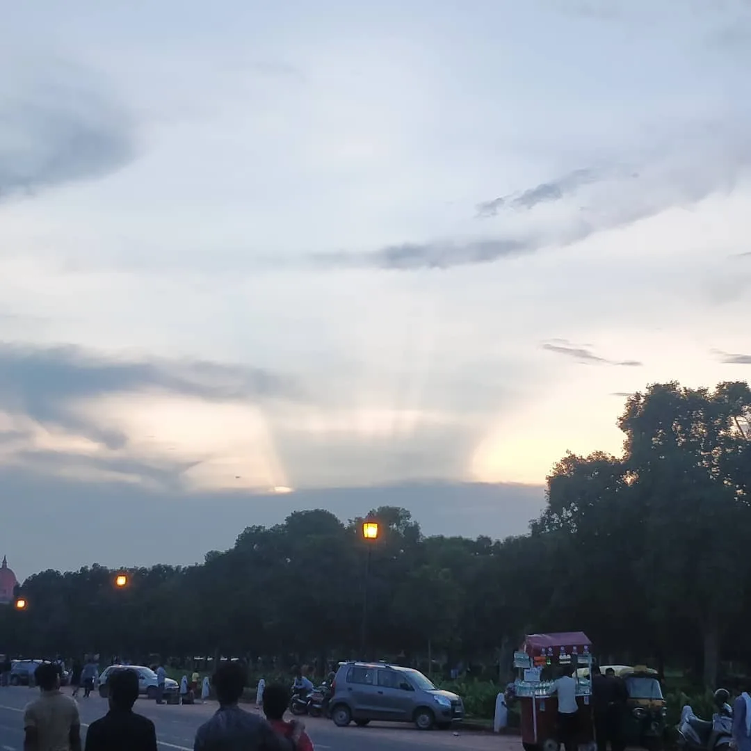 कभी कभी अपने शहर में भी tourist बनना चाहिए