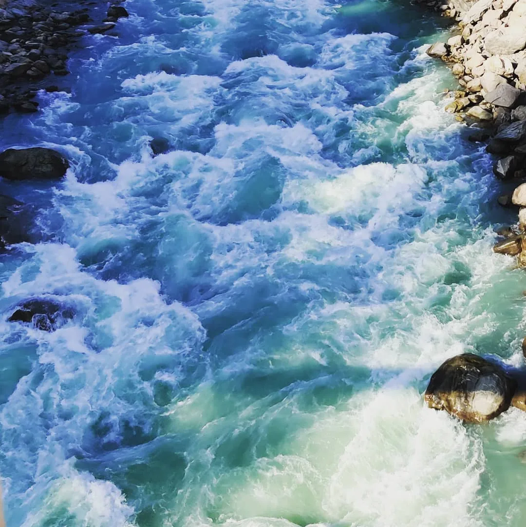 This is how the #Alakananda rages through #Devprayag