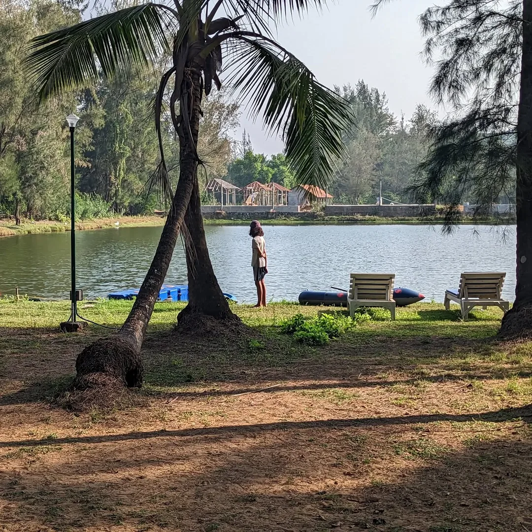 M2 contemplates the lake one last time before we leave. Good times were had. Memories were made.