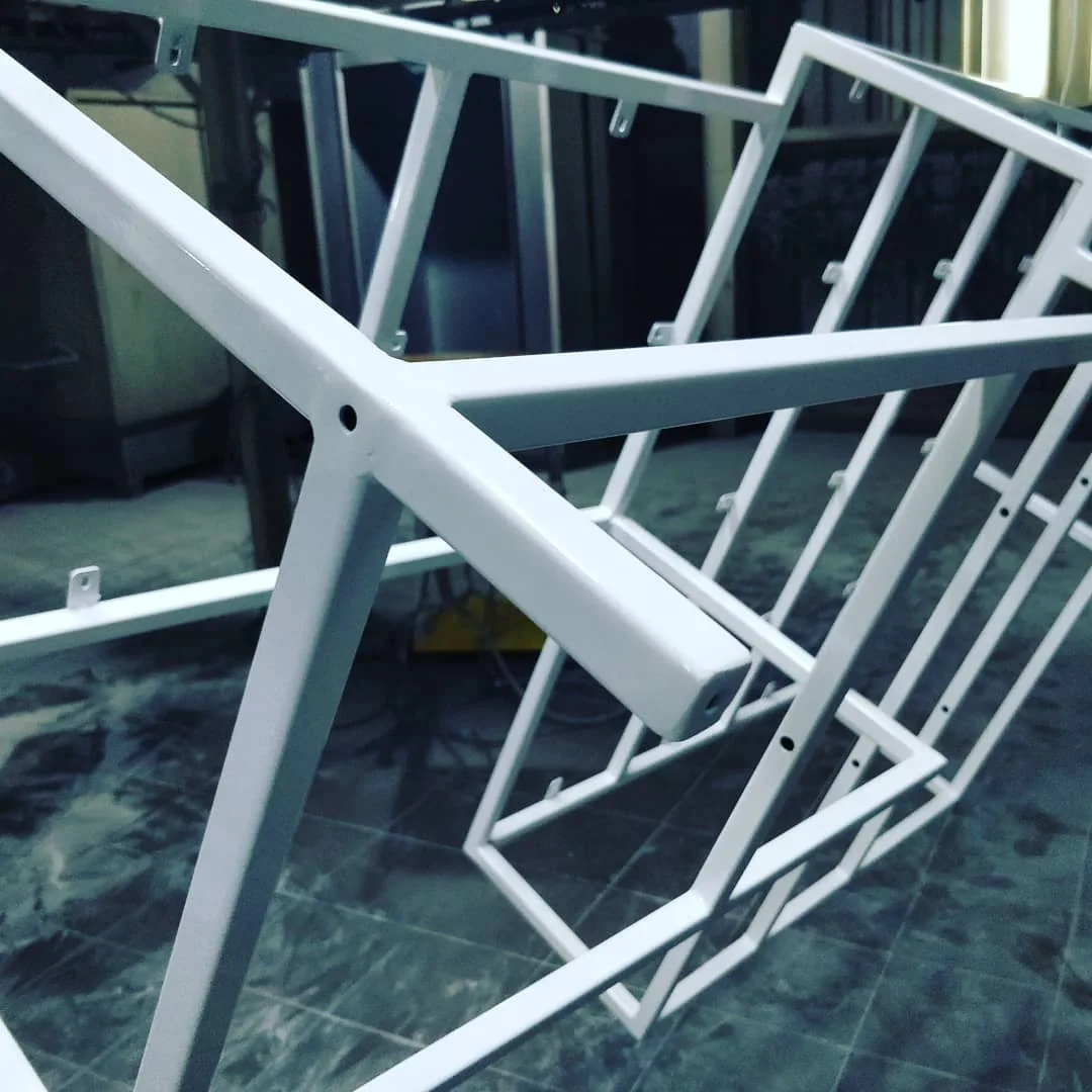 Things have been moving fast. At 6 we went into the #paintshop. At 7 we came out #gleaming. Then we wasted some time hunting for self tapping wood screws. At 7:30 we were assembled