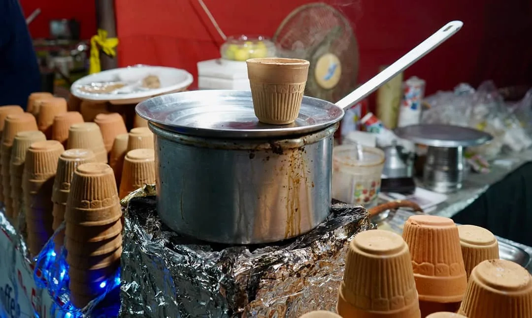 गरम चाय पियो

#tea #street #food #streetfood #streetfoodindia #steam #sustainable #slowliving #theartofslowliving #photography #indiaclicks #incredibleindia #indiapictures #indiatr