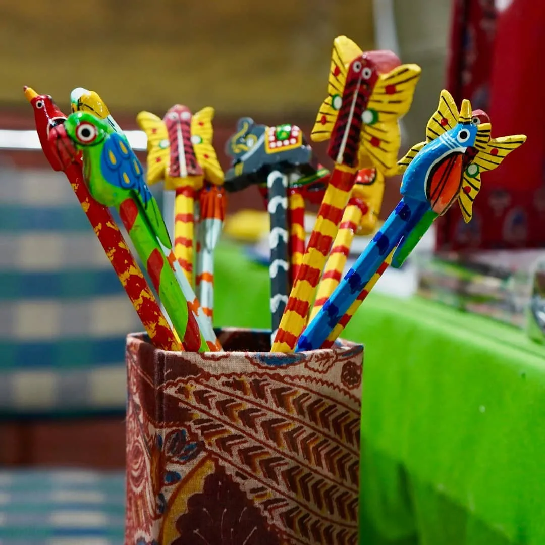 #pencils #stationary #colours #faces

#artisans #craft #handmadeinindia #craftexhibition #conscious #designers #ecofriendly #sustainable #slowliving #theartofslowliving #photograph