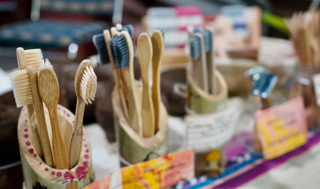 #ecofriendly #metal #straws #steel #copper #bamboo #brushes #bristles

#artisans #craft #handmadeinindia #craftexhibition #conscious #designers #ecofriendly #sustainable #slowlivin