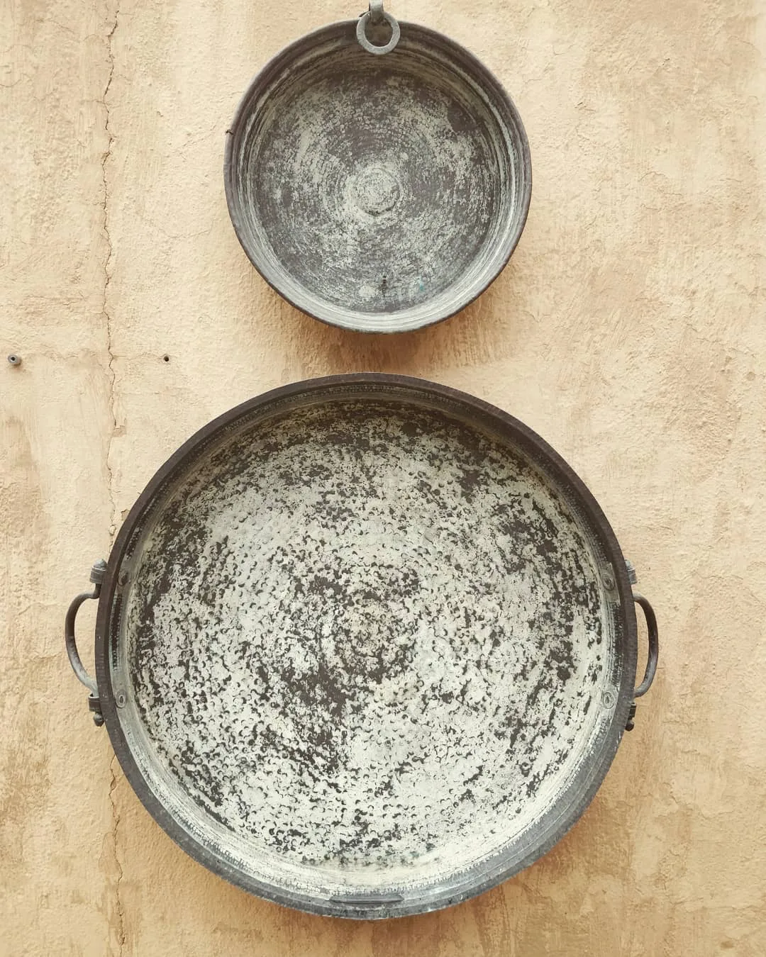 थाल से थाल मिला
