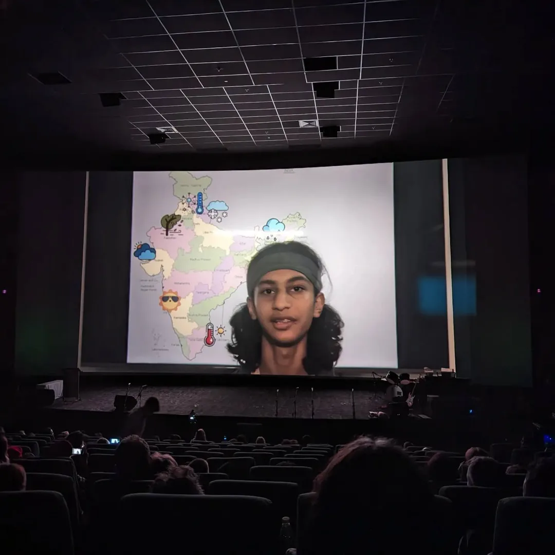 Kavin made his big screen debut today, in a ̶h̶o̶m̶e̶ school video.

The part where Nilay appeared was too hilarious for me to be able to record.