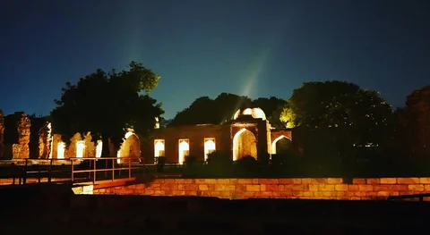 #incredibleindia #indiaclicks #indiatravelgram #monument #photography #photography #wanderlust #architecture #delhi #his