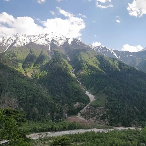 For #geography wonks. In this one pic you see #clouds, #snowcappedmountains, #glaciers, melting #snow and #moraine, a gl