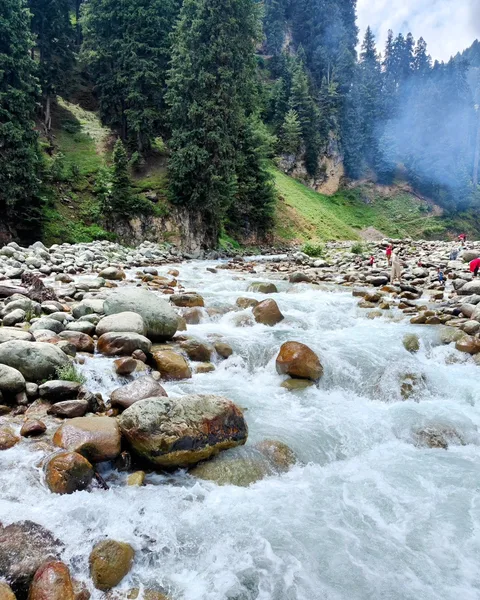 Hurriedly taken pics of milky white water
