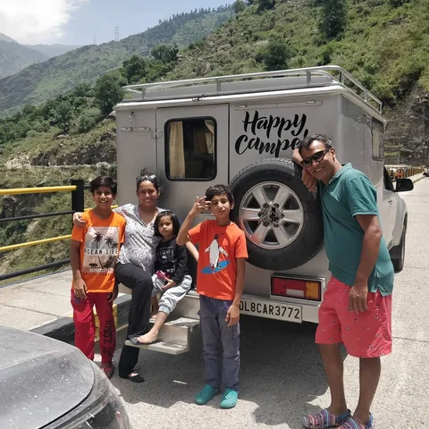 Oh what a beautiful, lovely coincidence. Something that can only happen on the open road. We ran into this family of #Ha