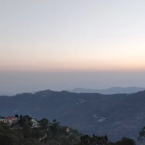 We are leaving this behind and moving on

#Kasauli #HimachalTourism #HimachalPradesh #vanlife