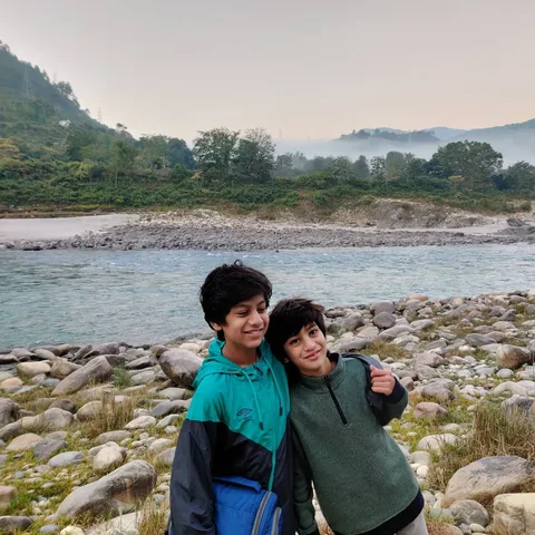 Lots of masti