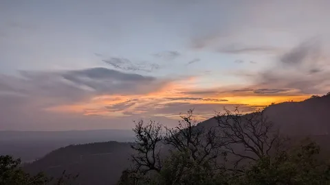 Spectacular #sunset scenes like this one are a bonus
