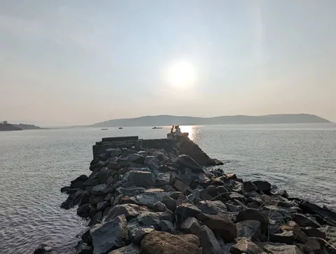 #दोस्ती #Gokarna #sea #rocks #sand #sunrise