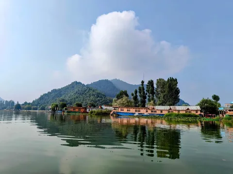 भोर भई